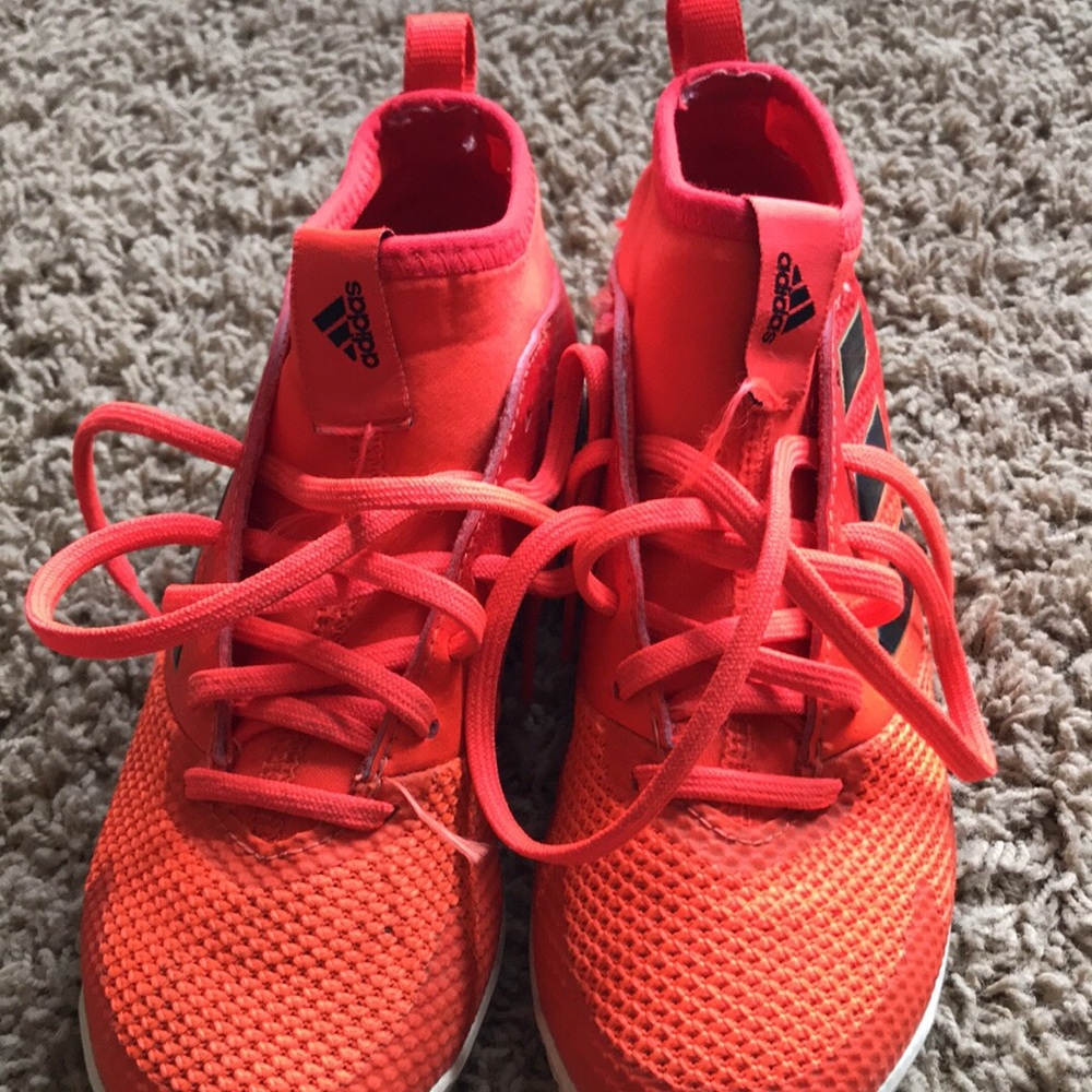 Youth Indoor Soccer Shoes